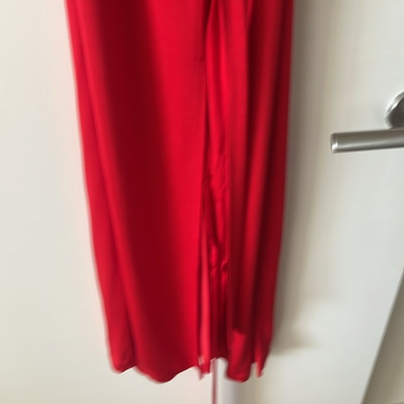 Maxi red dress - Picture 3 of 4